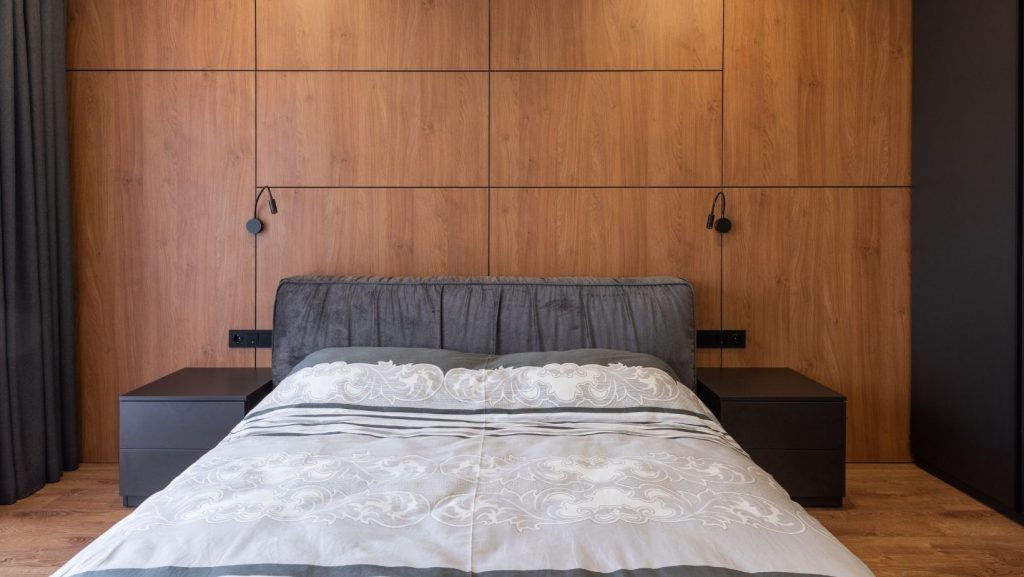 feature-wall-bedroom-texas